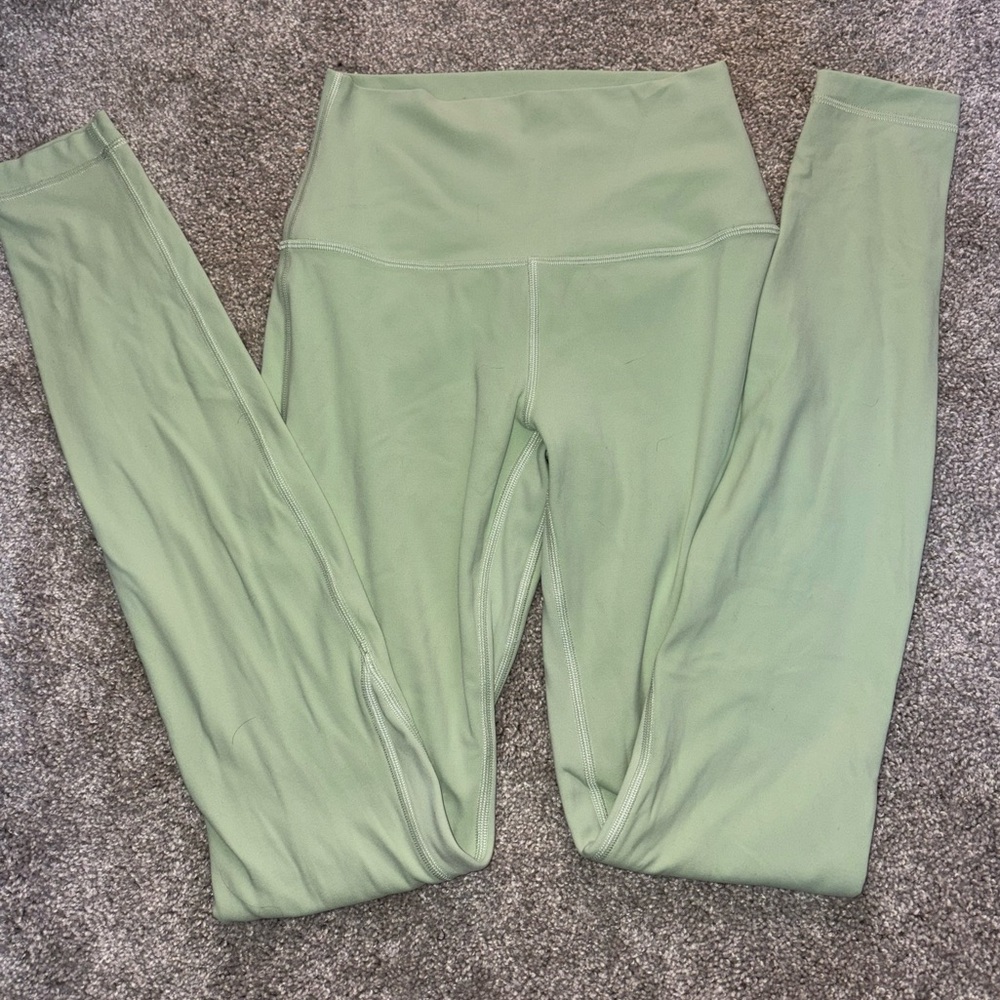 Lululemon green leggings size 4 tall